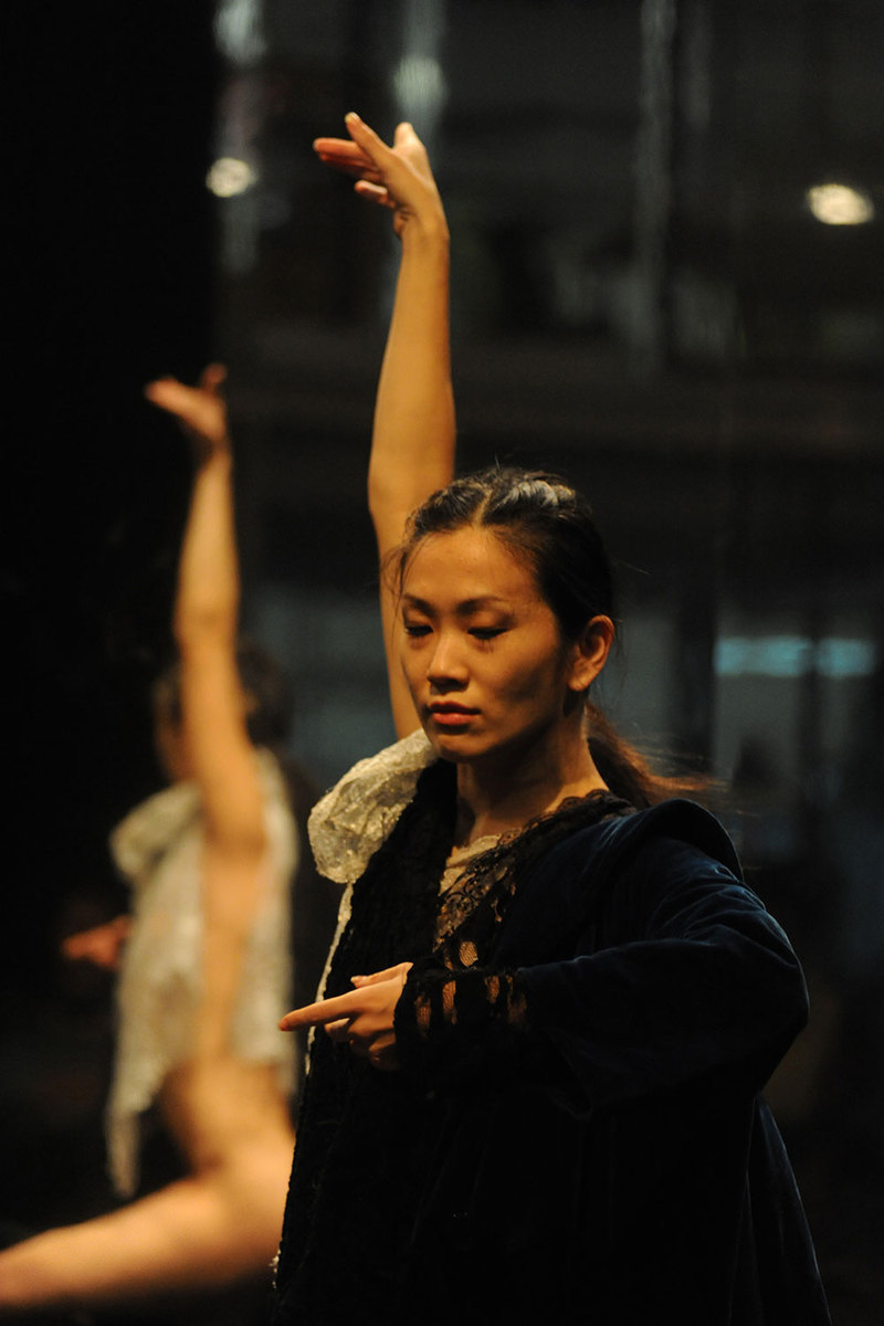 Asobi | Kaori Ito | les ballets C de la B